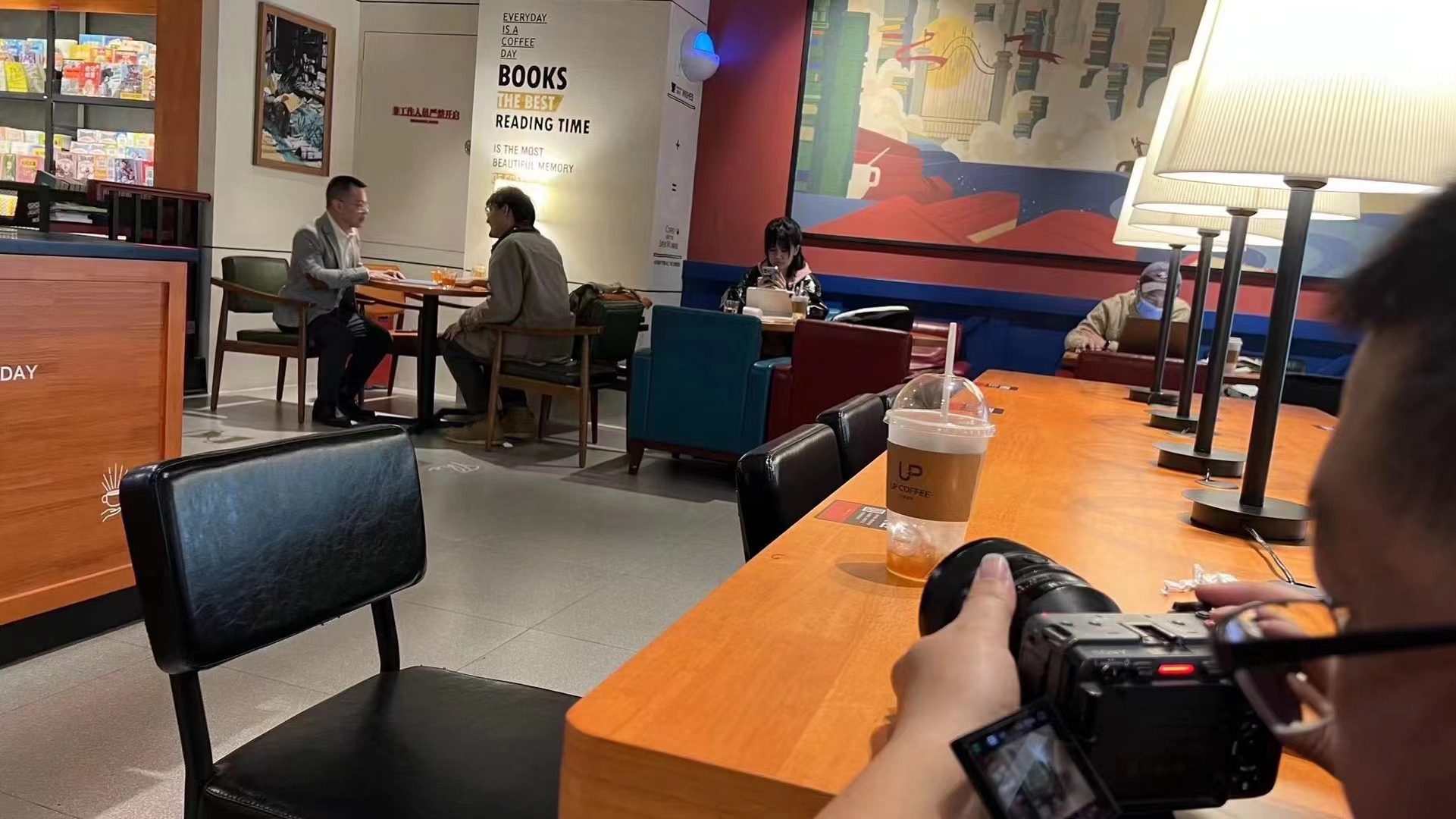 天南海北，順動廣告拍攝老百姓創業故事 