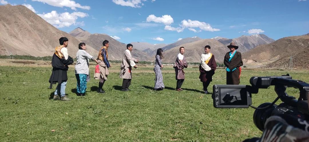 順動新作|遇見五月的西藏
